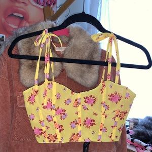 White Fox Leilani Crop